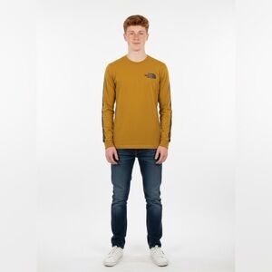 The North Face Golden Long Sleeve Tee